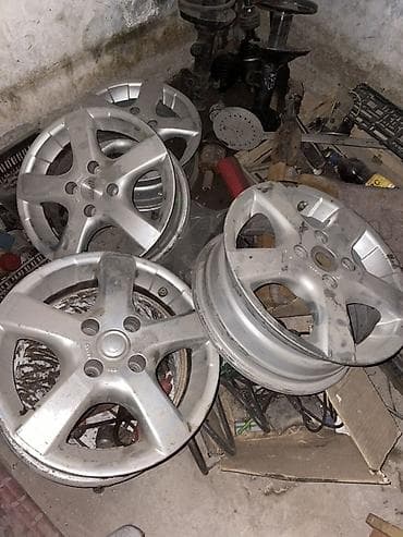 Литые Диски R 15 Toyota, Комплект, отверстий - 5, Б/у