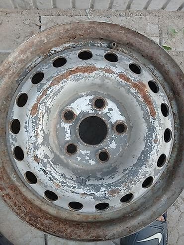 diska r13: Стальные диски R15 Описание: - Диаметр: 14" - Разболтовка: 5×112 - — 2