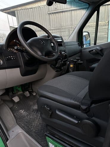 обмен на авто с доплатой: Mercedes-Benz Спринтер: 2010 г., 2.2 л, Механика, Дизель, Бус — 7
