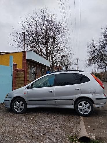 дверь ниссан: Nissan Almera Tino: 2001 г., 2 л, Автомат, Бензин, Минивэн — 9