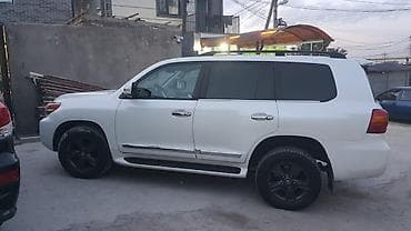 сары булун: Toyota Land Cruiser: 2013 г., 4.5 л, Автомат, Дизель, Жол тандабас — 2