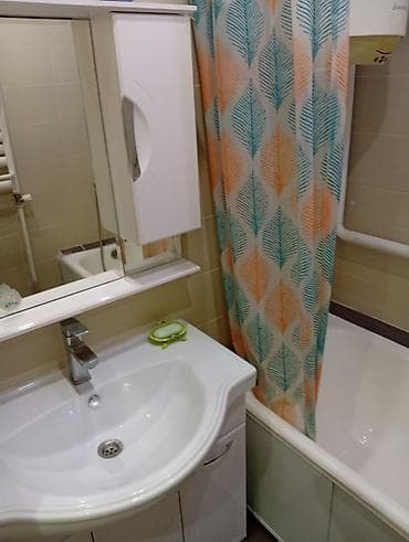 72: 2 комнаты, 67 м², Достук мкр Индивидуалка, 3 этаж — 5