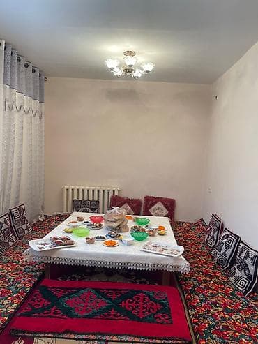 продаю дом с мебелью: Продаётся двухэтажный частный дом с просторным двором. Планировка и — 1