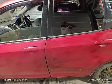 ноускат хонда фит: Honda Fit: 2002 г., 1.3 л, Вариатор, Бензин, Хэтчбэк — 5