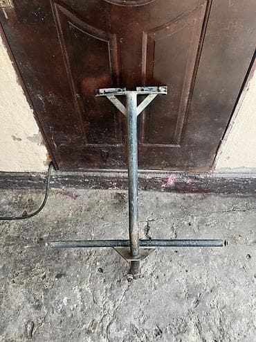 набор ножов: ФАРКОП В ОТЛИЧНОМ СОСТОЯНИИ 
НА Ваз-2107 и Ваз-2105 — 2