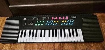 мини пианино: Электронное пианино Работает на батарейках В отличном состоянии — 2