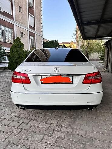 Транспорт: Mercedes-Benz E-Class: 2013 г., 3.5 л, Автомат, Бензин, Седан — 2