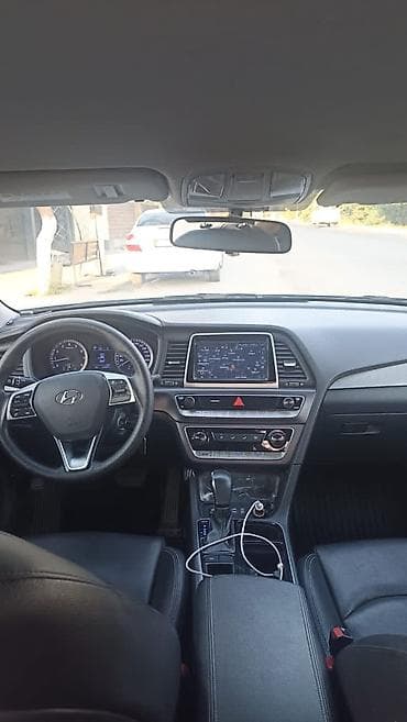Транспорт: Hyundai Sonata: 2019 г., 2 л, Автомат, Газ, Седан — 6