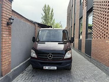 sprinter 4 4: Легкий грузовик, Mercedes-Benz — 1