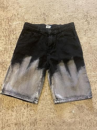 джинсы forever 21: Джинсы и брюки, цвет - Черный, Новый — 1