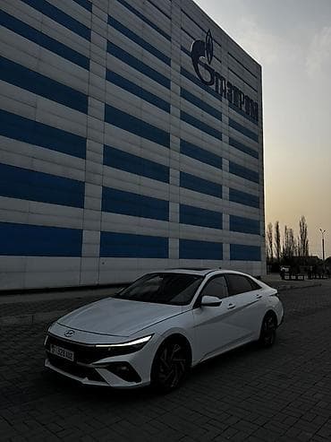 Продажа авто: Hyundai Elantra: 2024 г., 1.5 л, Вариатор, Бензин, Седан — 5