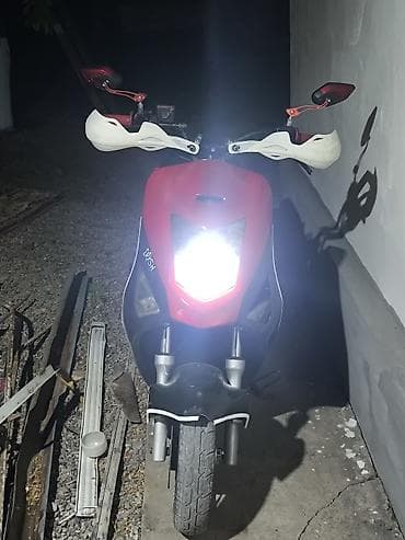 100 куб: Тип скутера Daelim, 70 куб. см, Бензин, Б/у — 2