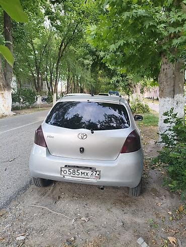 Toyota Vitz: 2007 г., 1.3 л, Автомат, Бензин, Хэтчбэк — 2
