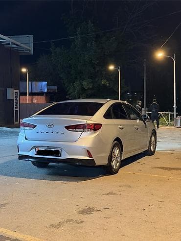 Продажа авто: Hyundai Sonata: 2019 г., 2 л, Автомат, Газ, Седан — 5