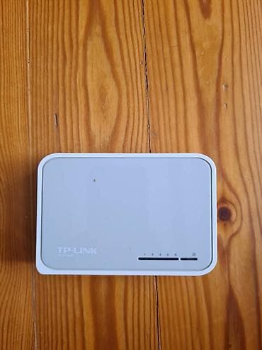 Хаб, switch, коммутатор 100 Мбит . TP link на 8 портов - 650 сом at lalafo.kg Хаб, switch, коммутатор 100 Мбит . TP link на 8 портов - 650 сом