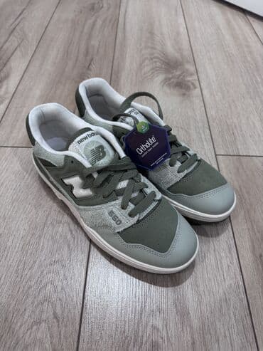 Атайын кийим: Эркектердин кроссовкасы, 40.5, New Balance, Жаңы, Өзү алып кетүү, Акылуу жеткирүү — 2