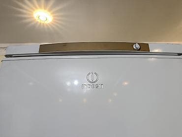 Муздаткыч Indesit, Колдонулган, Эки камералуу, De frost (тамчы), 60 * 200 * 60 — 4