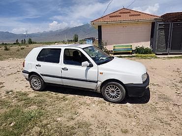 Volkswagen Golf: 1993 г., 1.8 л, Механика, Бензин, Хэтчбэк — 2