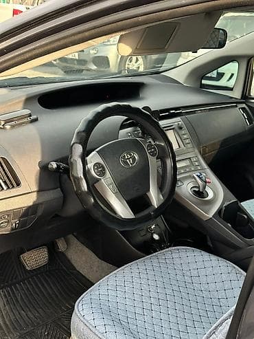 bmw 2: Toyota Prius: 2015 г., Вариатор, Гибрид, Хэтчбэк — 9