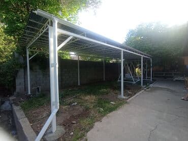 продается вагон: Металлический навес с арочной конструкцией и решетчатым каркасом — 29