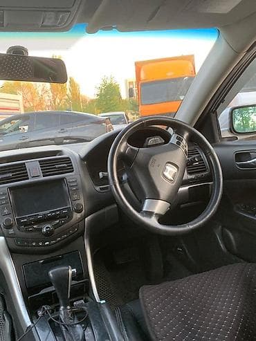 civic 2001: Honda Accord: 2003 г., 2 л, Автомат, Бензин, Седан — 1