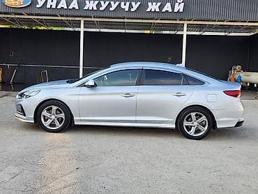 hyundai solaris i: Hyundai Sonata: 2019 г., 2 л, Автомат, Газ, Седан — 4
