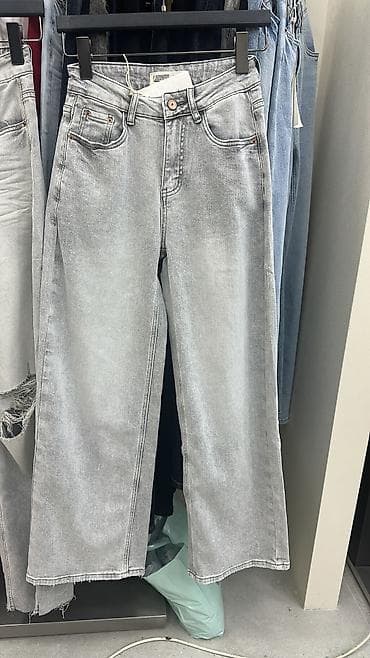 оверсайз свитер: Серые джинсы кюлоты 25-26 размеры в наличии . Цвет необычный — 1