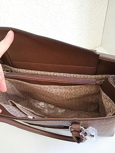 Сумкалар: Сумка Guess, оригинал из Америки. Вместительная, большой размер, много — 3