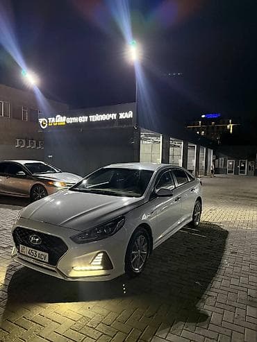 мотор на саната: Hyundai Sonata: 2020 г., 2 л, Автомат, Бензин, Седан — 2