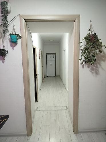 Бөлмөлөр: 10 м², Эмереги менен — 9