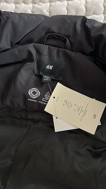 Домашние костюмы: Утеплённая мужская жилетка H&M, чёрная.2XL - Прямой силуэт — 3