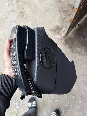 бу ноутбук на запчасти: Продаю штатный телефон w210 mersedes Benz Вместе с подиумом Рабочий — 1