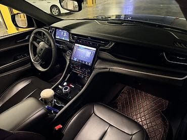 Chrysler: Jeep Grand Cherokee: 2023 г., 2 л, Электромобиль, Внедорожник — 5