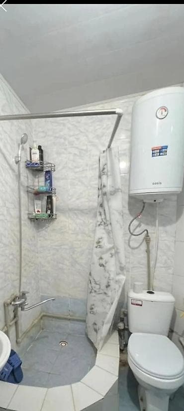 дом сдаю бишкек: 56 м², 2 комнаты, Парковка, Забор, огорожен — 2