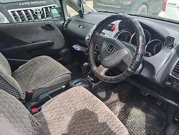 на фит 2: Honda Fit: 2003 г., 1.3 л, Вариатор, Бензин, Хэтчбэк — 6