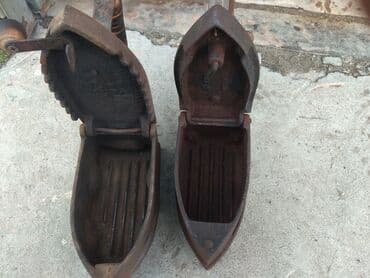 Продаю старинные утюги на углях цена 1500 сом 1 штука есть 5 штук