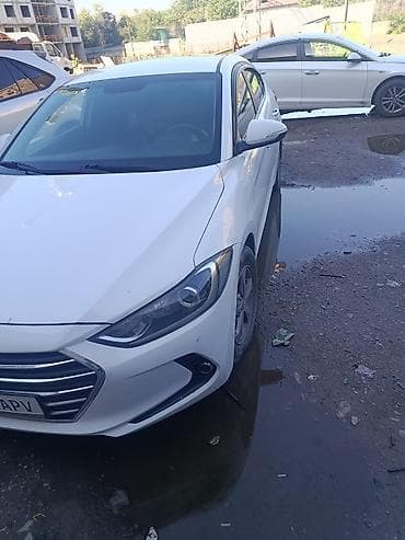 Hyundai Avante: 2018 г., 1.6 л, Автомат, Бензин, Седан