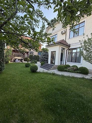 ош недвижимости: Продается дом, центр. Рядом ТЦ Азия Молл, в 3 минутах от проспекта — 1