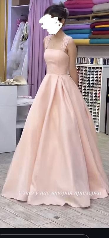 платье футляр на выпускной: Вечернее платье, Пышное, Длинная модель, Без рукавов, XS, S — 4