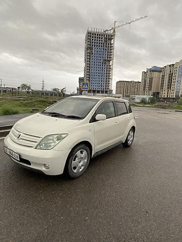 Продажа авто: Toyota Ist: 2003 г., 1.3 л, Автомат, Бензин, Хэтчбэк — 2