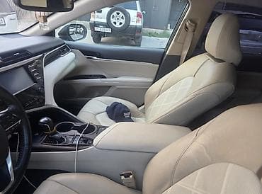 step: Toyota Camry: 2018 г., 2.5 л, Вариатор, Гибрид — 6