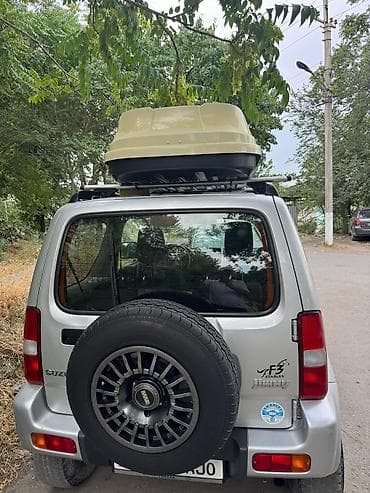 трёхдверный: Suzuki Jimny: 2018 г., 1.5 л, Механика, Бензин, Внедорожник — 5