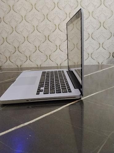 аудио техника: Apple MacBook Pro 13" (серия unibody, алюминиевый корпус) Основные — 4