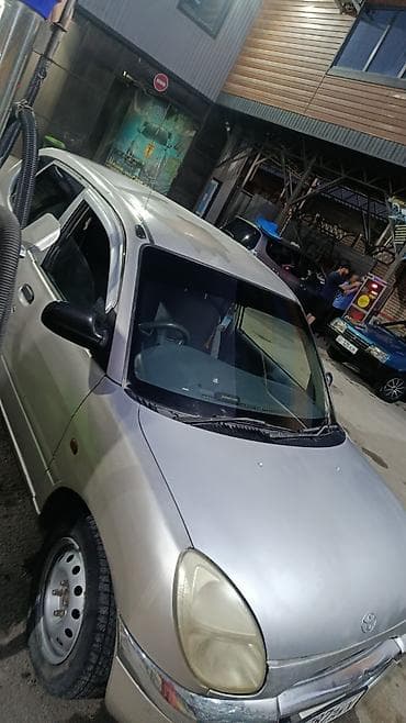 маленький машинка: Toyota Duet: 2001 г., Хэтчбэк — 1