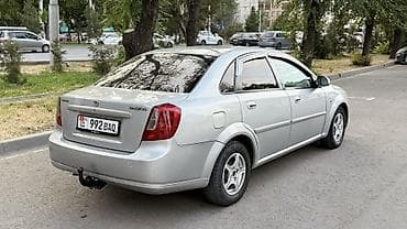 Chevrolet Lacetti: 2004 г., 1.8 л, Механика, Бензин, Седан — 5