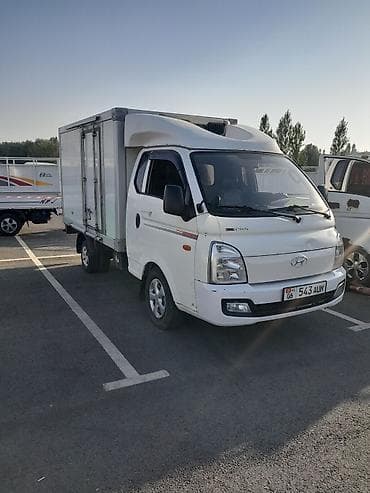 мерседес 124 с: Hyundai Porter: 2015 г., 2.5 л, Механика, Дизель, Фургон — 3