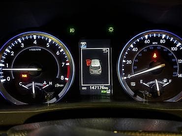 camry 2014: Toyota Highlander: 2017 г., 3.5 л, Автомат, Бензин, Кроссовер — 10