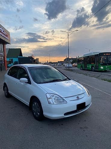 Honda Civic: 2003 г., 1.5 л, Вариатор, Бензин, Хэтчбэк at lalafo.kg Honda Civic: 2003 г., 1.5 л, Вариатор, Бензин, Хэтчбэк