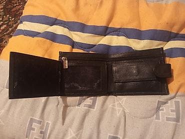 Очки: Мужское складное портмоне KARL (логотип на металлической табличке) — 2