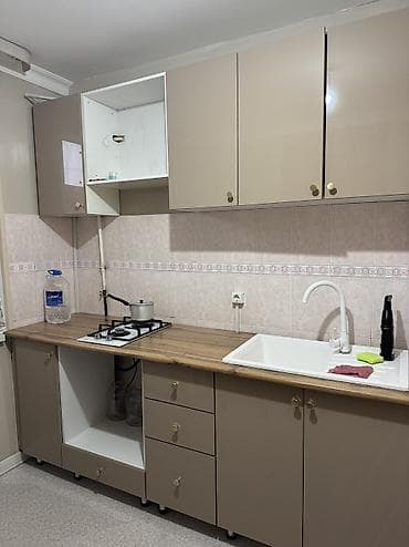 октябрьский район: 1 комната — 8